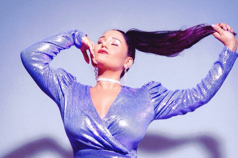 Dua Lipa, Ariana Grande, Sabrina Monique, Bebe Rexa